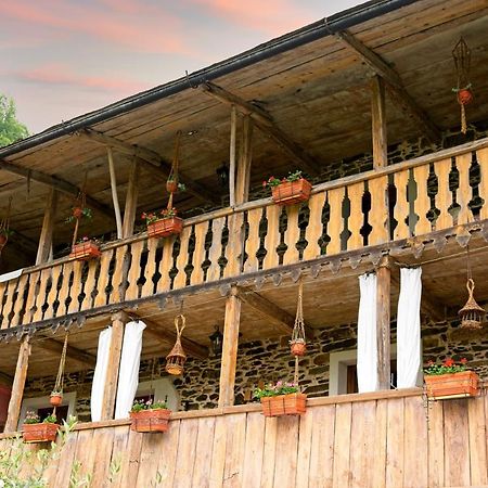 Shanty Calasca-Castiglione Exteriér fotografie