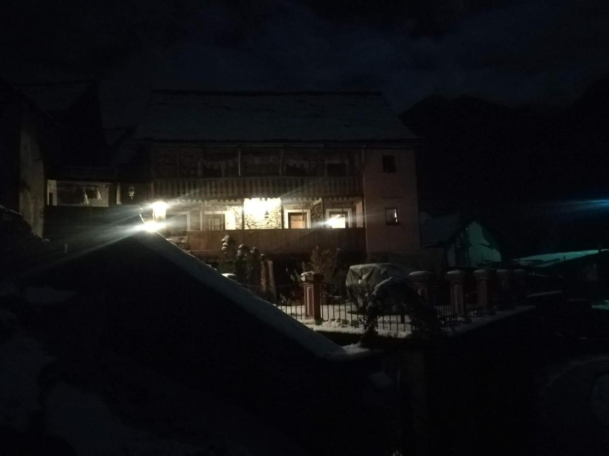 Shanty Calasca-Castiglione Exteriér fotografie